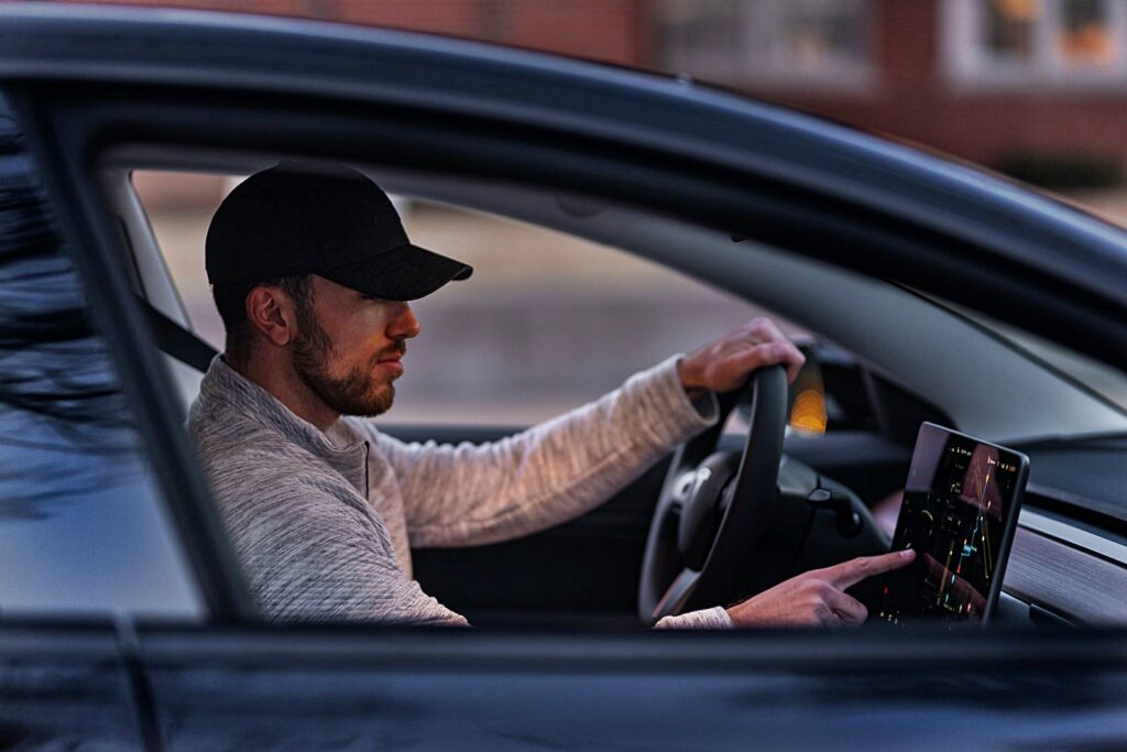 Todo lo que debes saber antes de conducir un coche eléctrico