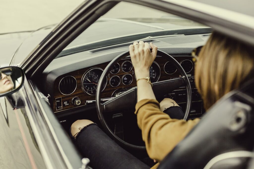 Los coches que conduce María Pombo por las carreteras